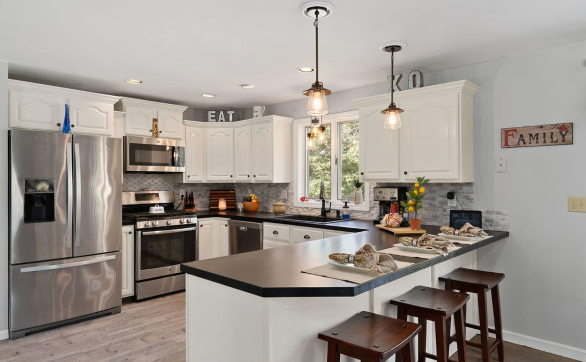 13 White Pine Ln - Photo 5 of 30