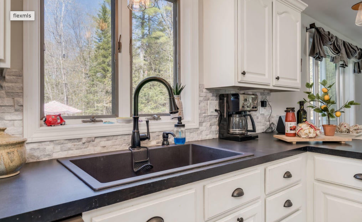 13 White Pine Ln - Photo 6 of 30