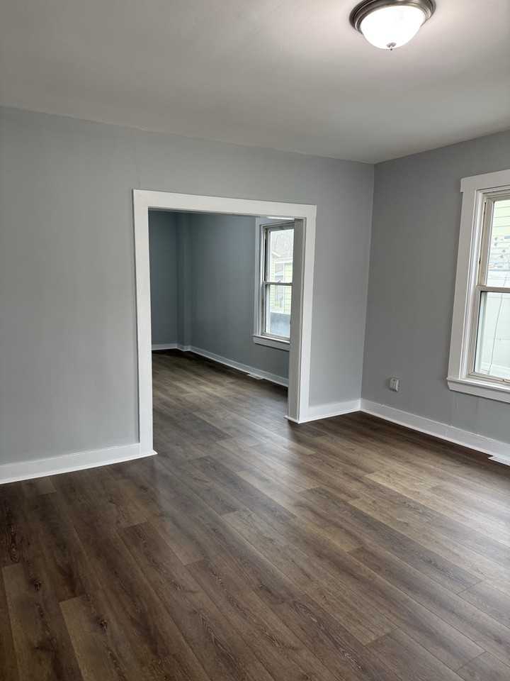 62 Ryman St #62 - Photo 3 of 20