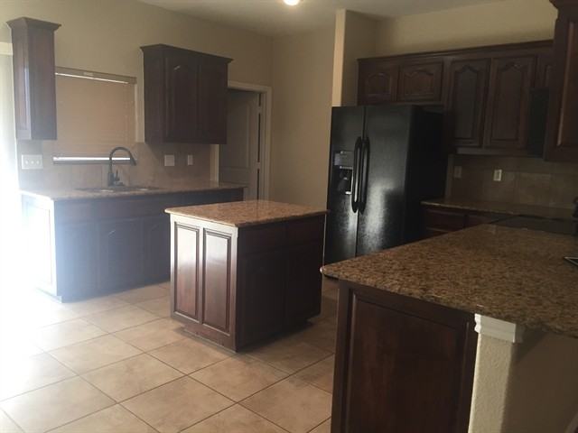 14113 Silkwood Dr - Photo 3 of 12