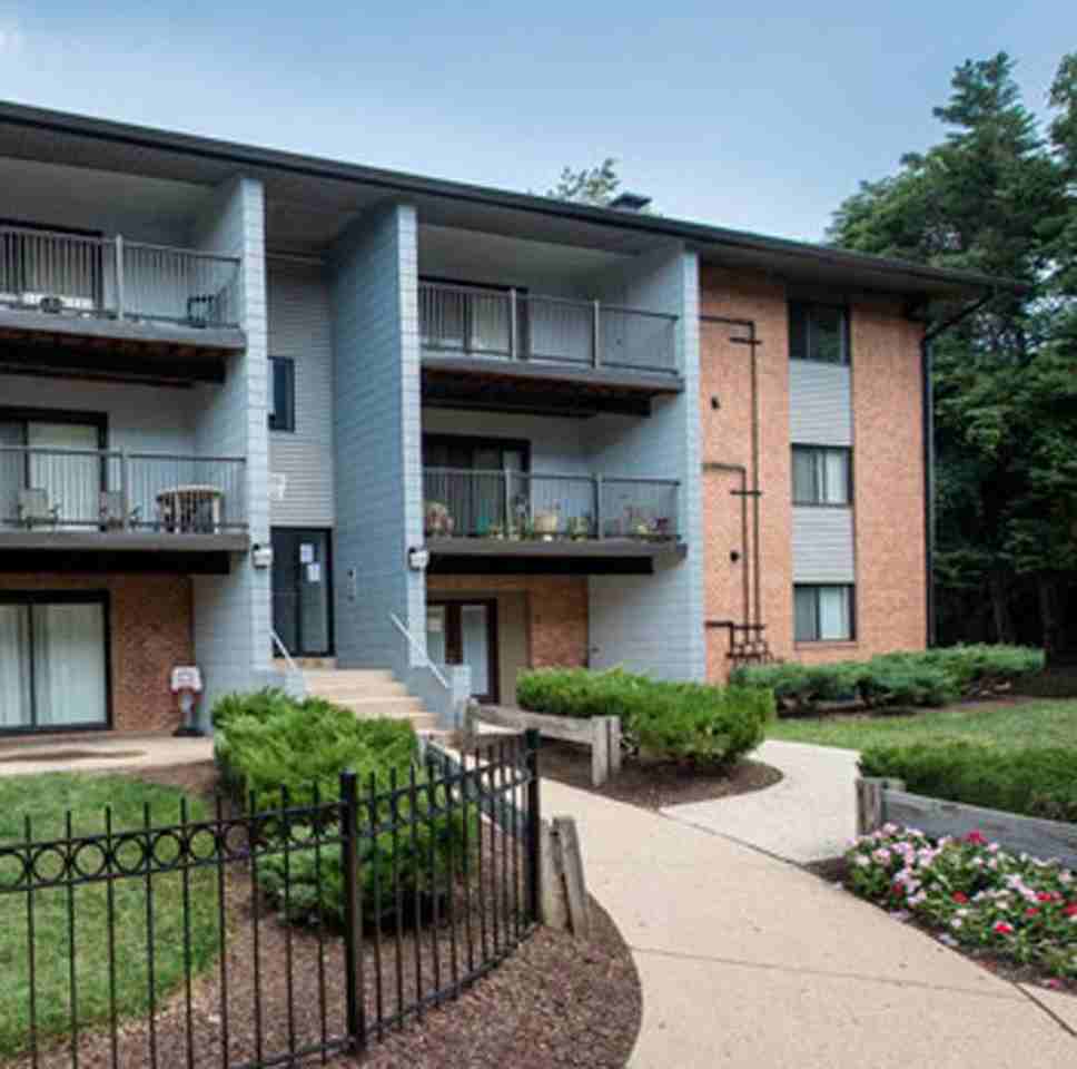 Central Gardens II - Photo 5 of 9