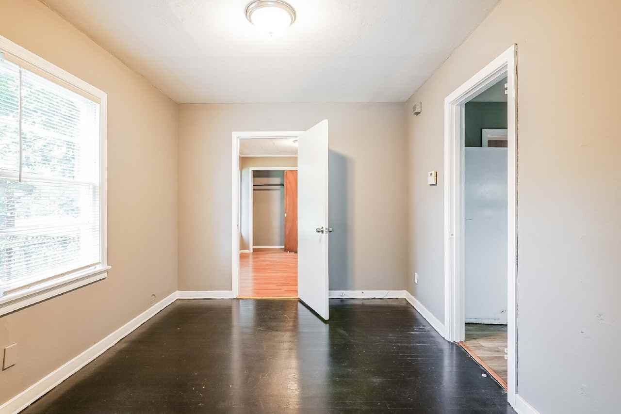 6629 Grasselli Rd - Photo 5 of 15