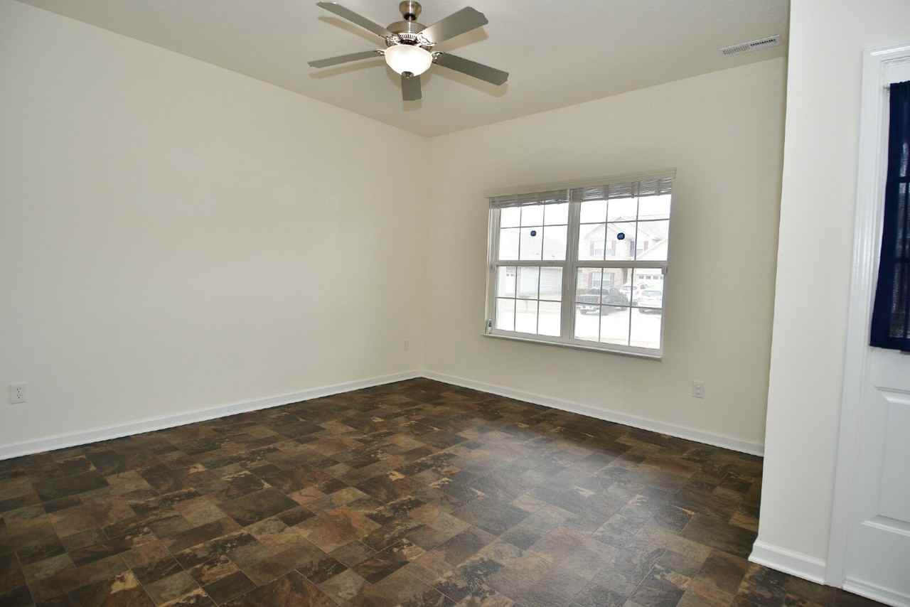 835 Coralberry Ln - Photo 3 of 50