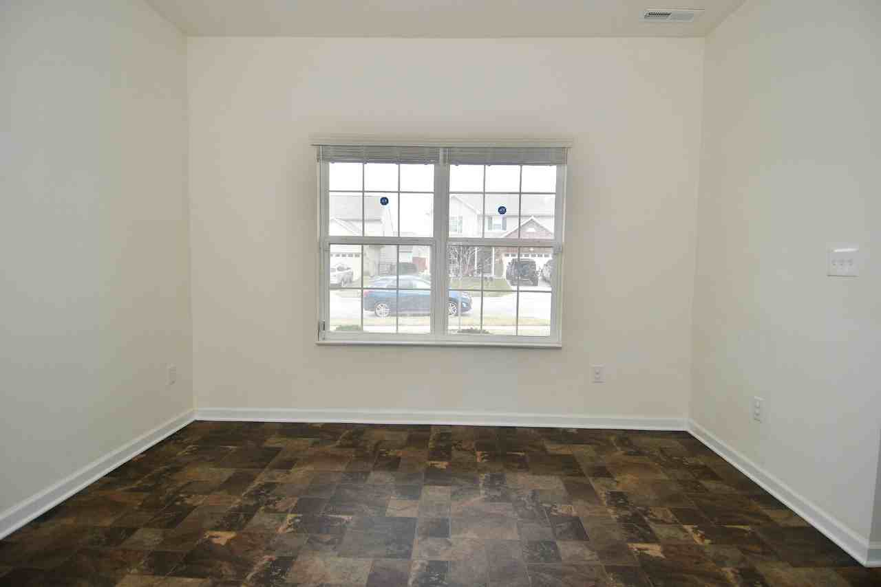 835 Coralberry Ln - Photo 4 of 50