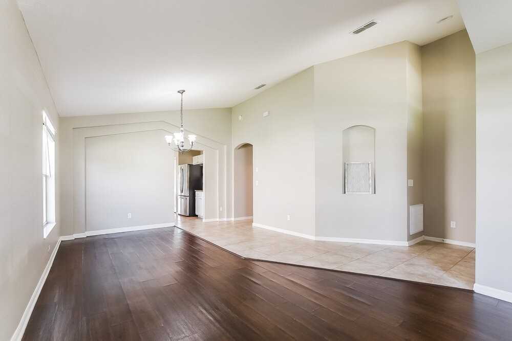 2736 Eagle Canyon Dr S - Photo 4 of 16