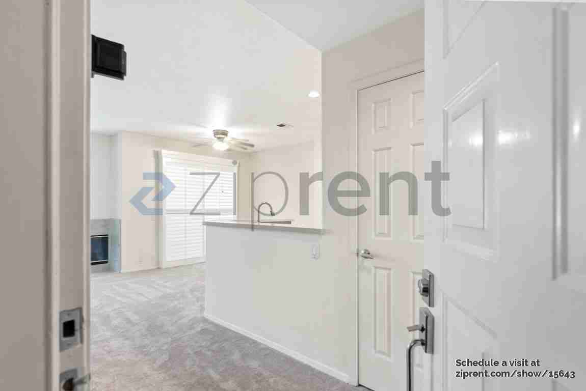 425 Navaro Way #120 - Photo 4 of 23