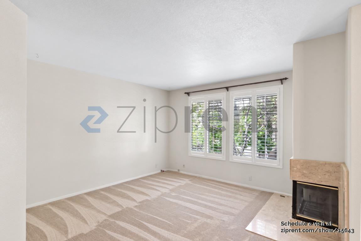 425 Navaro Way #120 - Photo 5 of 23