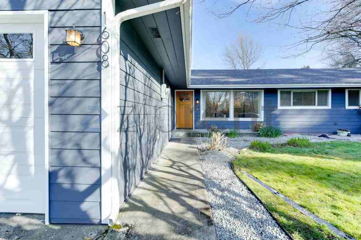 1608 Nw 197th St - Photo 2 of 29