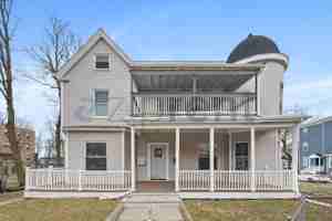 featured image of 92 Maple St #3