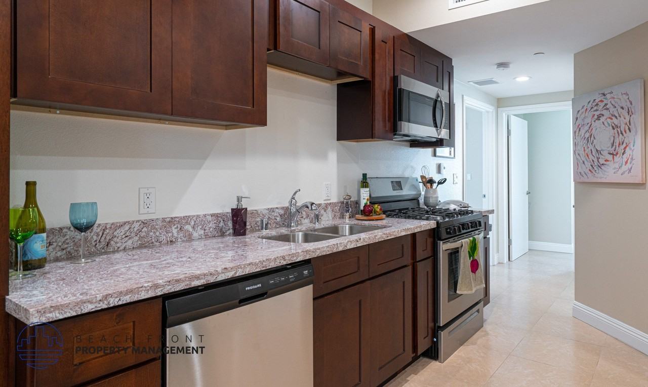 Beach Cities Villas - Photo 4 of 21