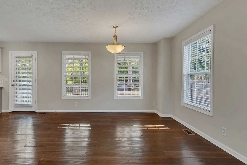 760 W Accipiter Cir - Photo 5 of 16