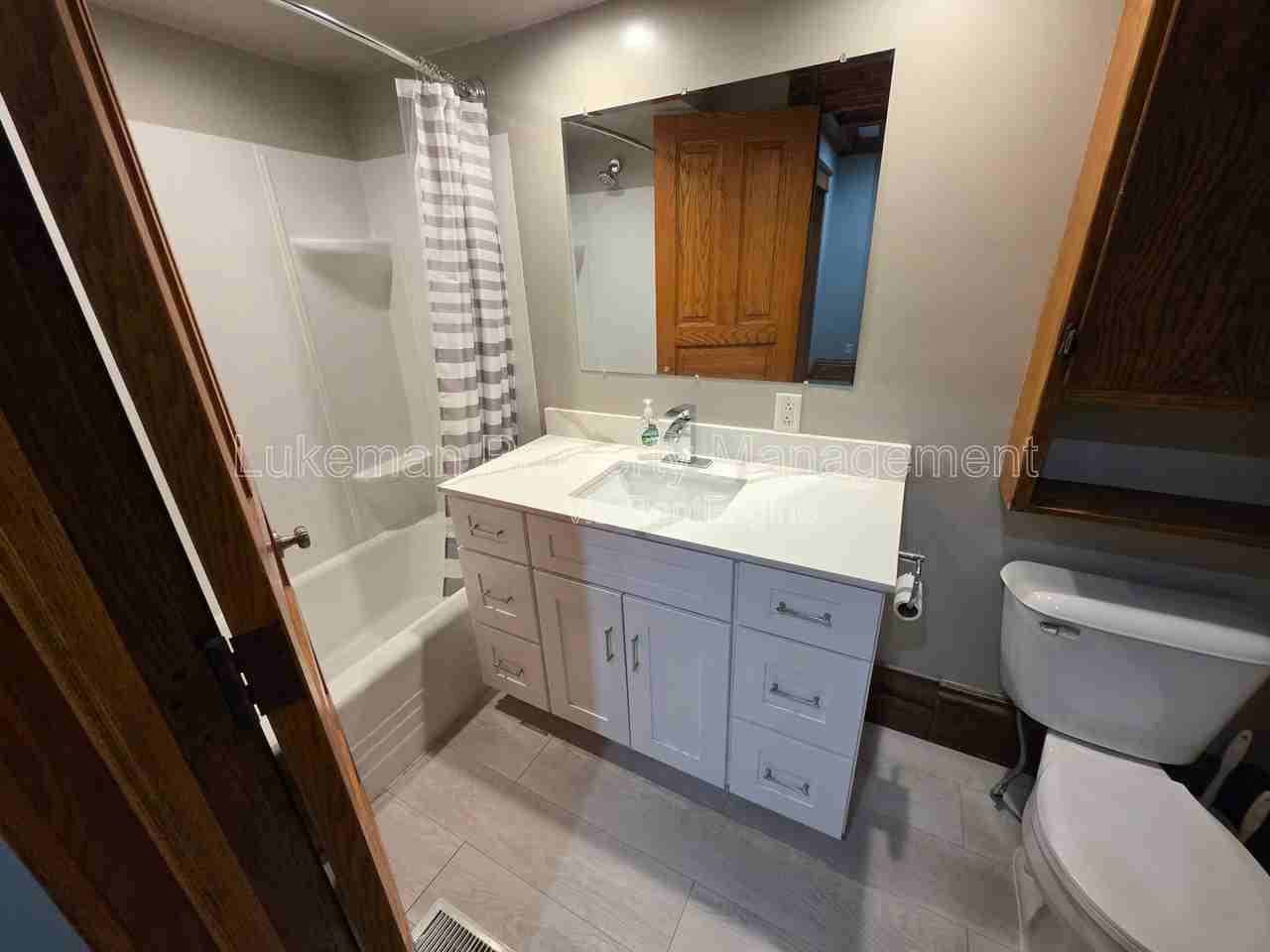 1821 Horton Ave Se #1 - Photo 7 of 12