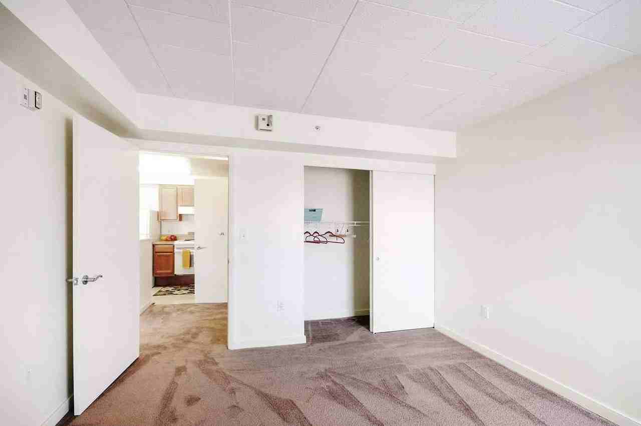 Edgewood Commons 635 - Photo 4 of 12