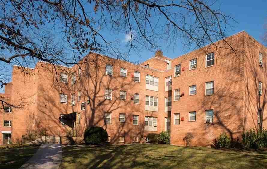 Fort Stevens Place - Photo 2 of 3