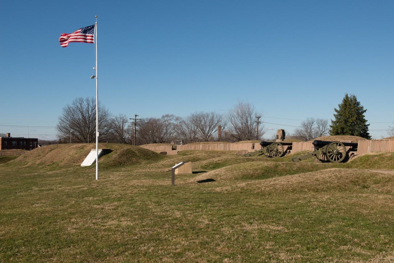 Fort Stevens Place - Photo 3 of 3