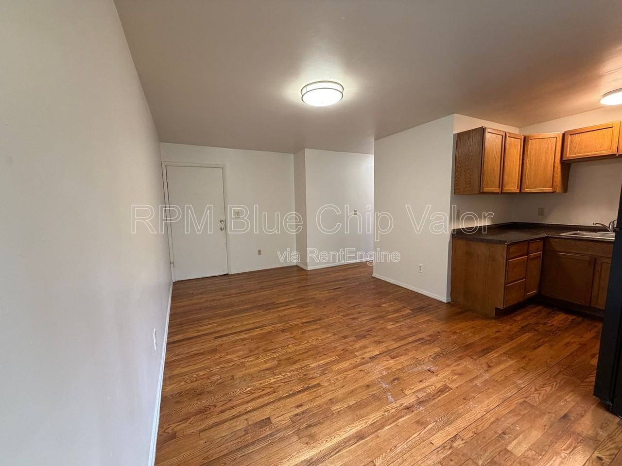 131 Kinsey Ave - Photo 2 of 8