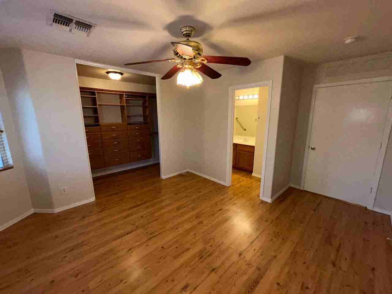 12521 W Myer Ln - Photo 6 of 21