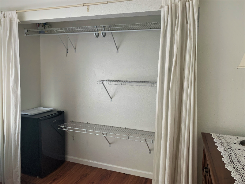 1 Golf Course Dr W - Photo 2 of 10