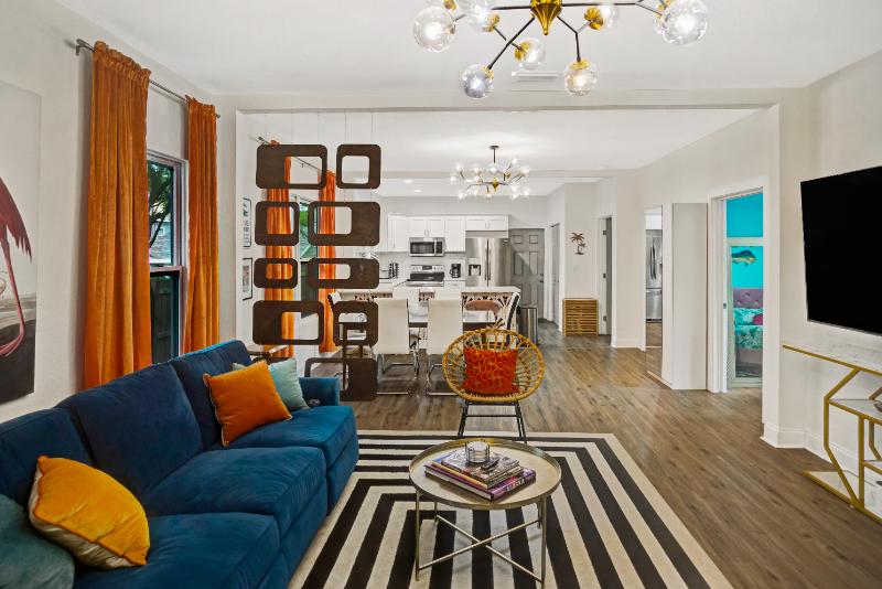 625 Kirkwood Ter N - Photo 3 of 34