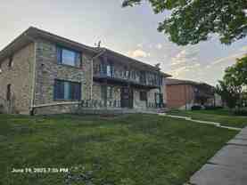 4231 N 104th St #5 - Photo 1 of 1