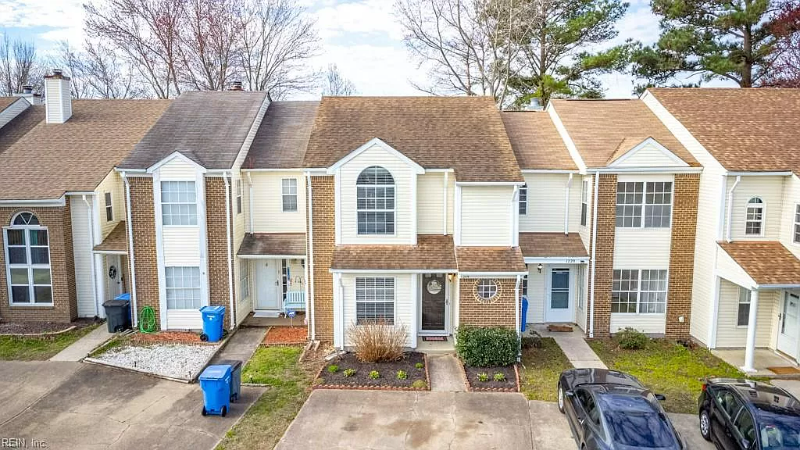 1218 Alder Ct - Photo 3 of 26