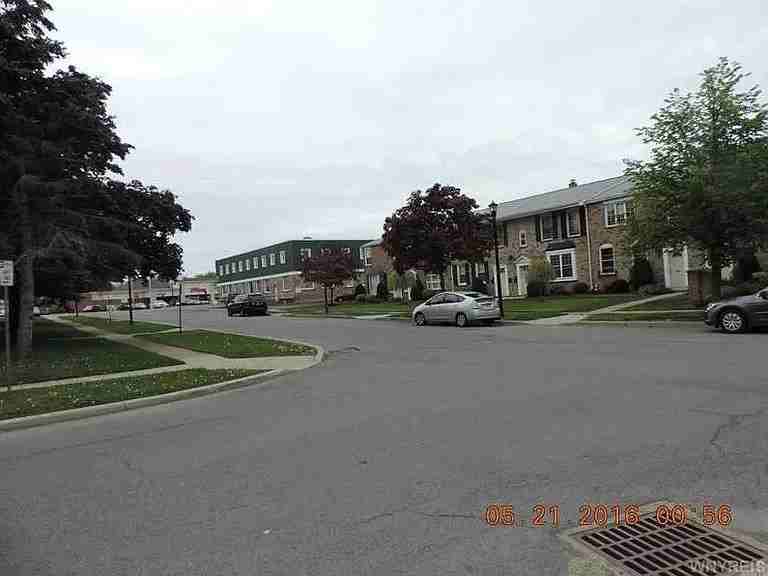 39 Wayne Ter - Photo 3 of 12