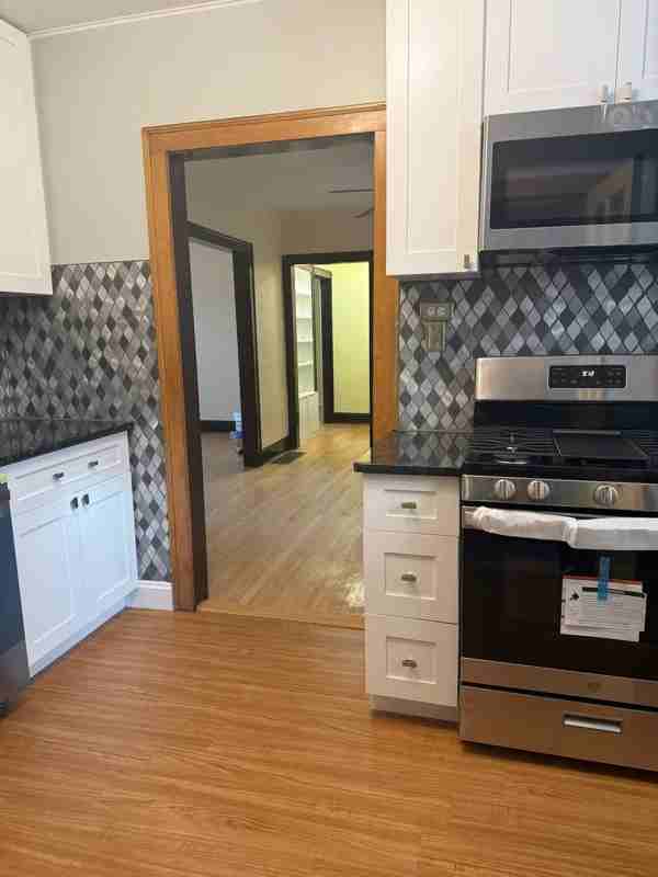 3847 N Linder Ave - Photo 3 of 15