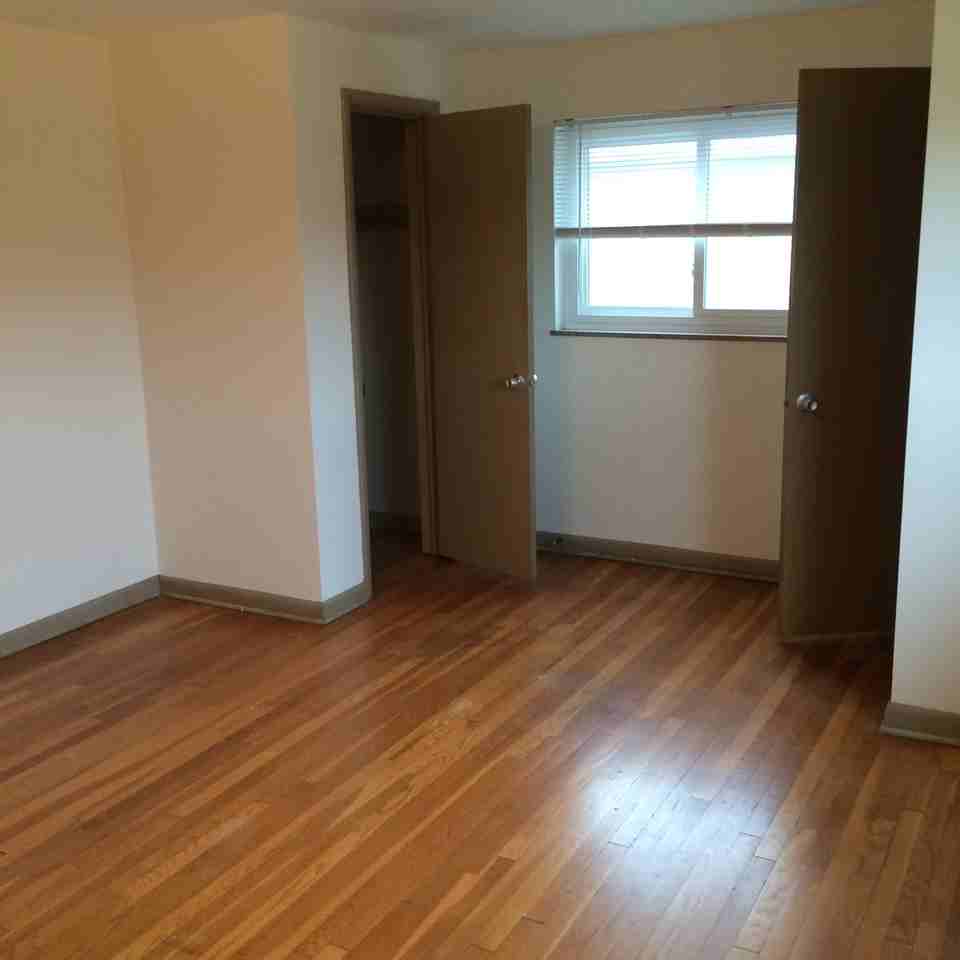 Kentwell Rd #1883 - Photo 2 of 5