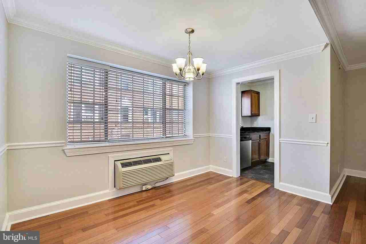 820B S Washington St #128 - Photo 5 of 15