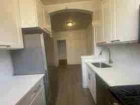 3240 Henry Hudson Pkwy #6P - Photo 1 of 1