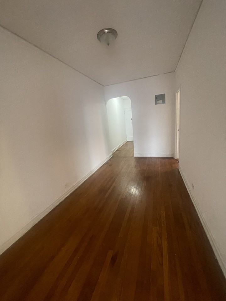 3240 Henry Hudson Pkwy #6P - Photo 6 of 17