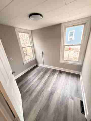 42 Baltic St #1 - Photo 5 of 13