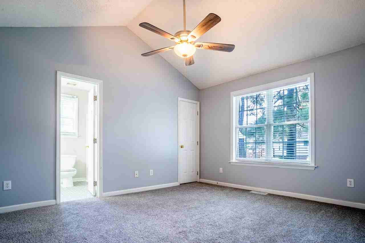 243 Dullis Cir #NA - Photo 7 of 11