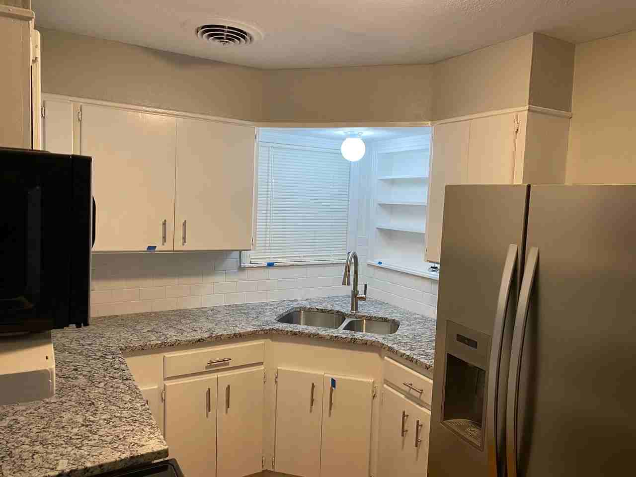 1805 Brook Hollow Dr #NA - Photo 2 of 5