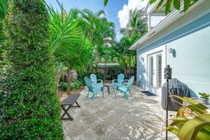 featured image of 1112 Ne 17th Way #NA