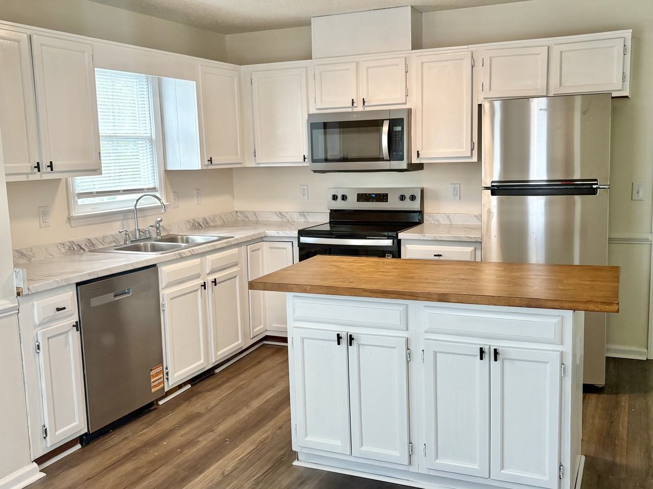 537 Highsmith Ct #NA - Photo 3 of 13