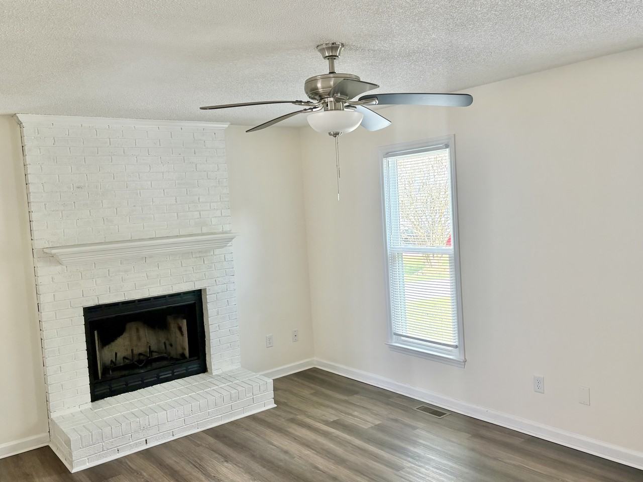 537 Highsmith Ct #NA - Photo 5 of 13