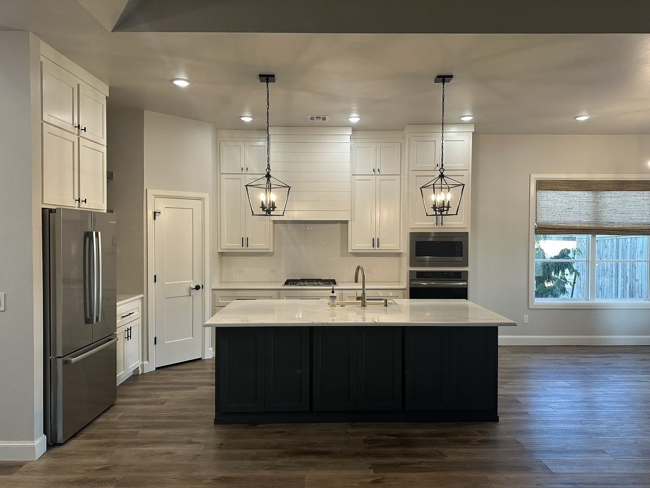 11028 Nw 21st St #NA - Photo 2 of 21