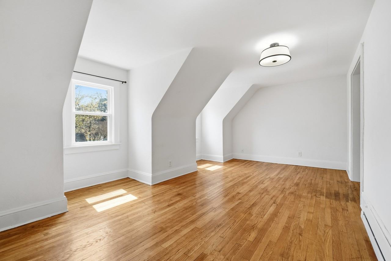 3020 Davis St #2 - Photo 6 of 12