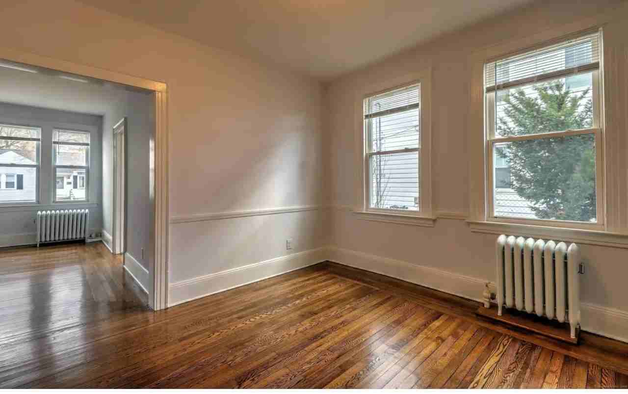 48 Anthony St #1 - Photo 7 of 8