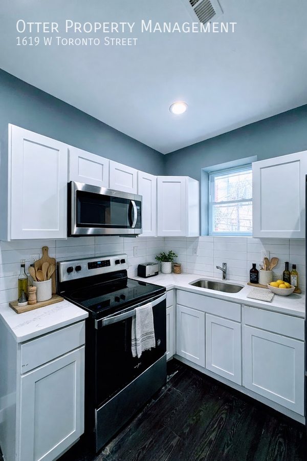 1619 W Toronto St - Photo 2 of 44