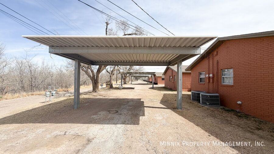 2410 W 16th St #A - Photo 2 of 13