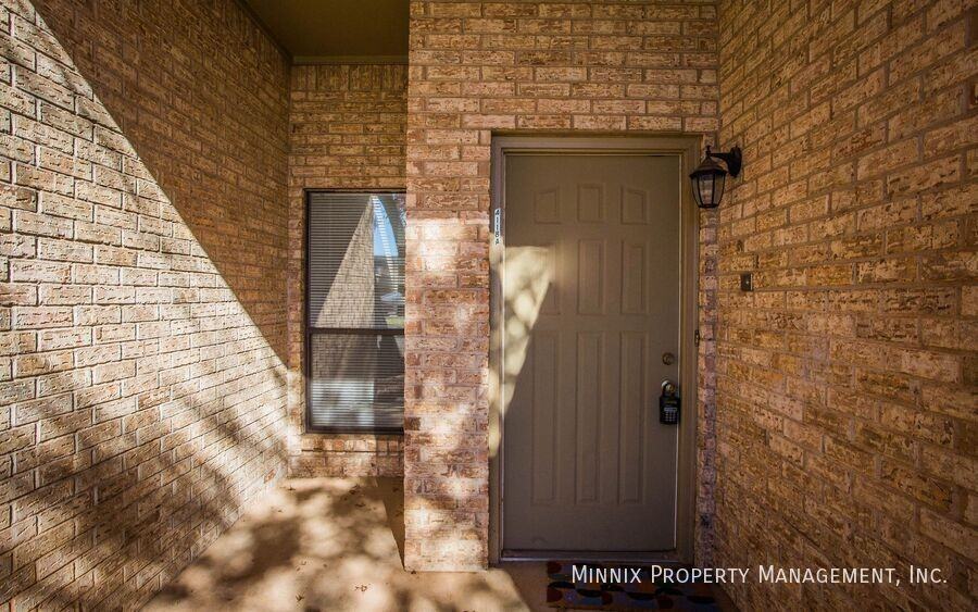 4118 18th St #B - Photo 3 of 50