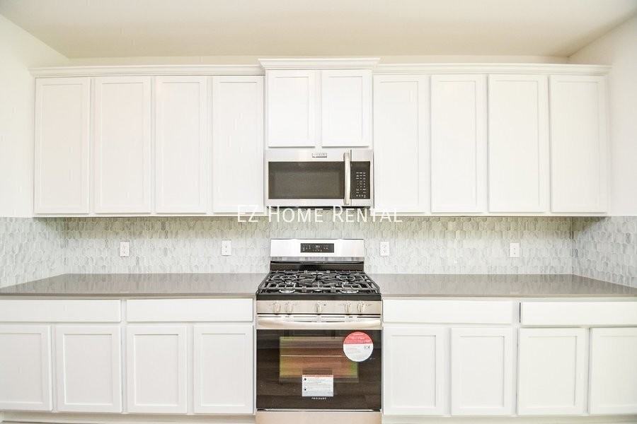 5624 Forest Cove Dr - Photo 7 of 39