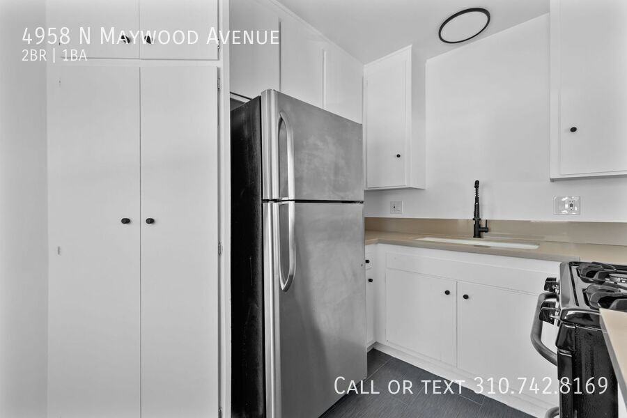 4958 N Maywood Ave - Photo 7 of 16