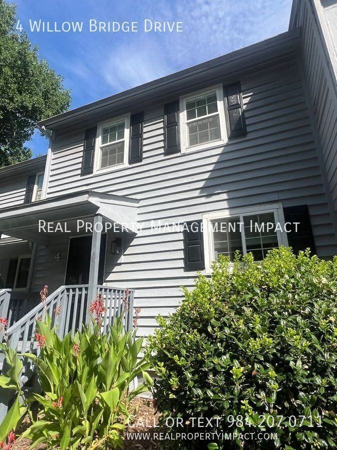 4 Willow Bridge Dr - Photo 2 of 41