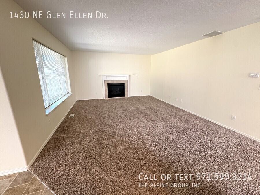 1430 Ne Glen Ellen Dr - Photo 5 of 18