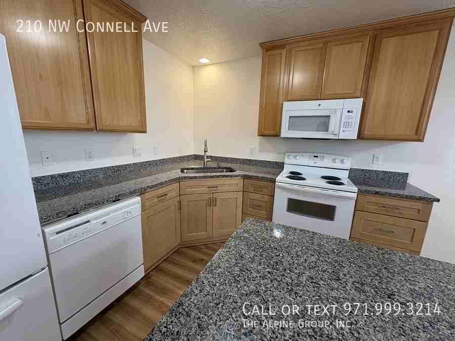 210 Nw Connell Ave - Photo 5 of 14