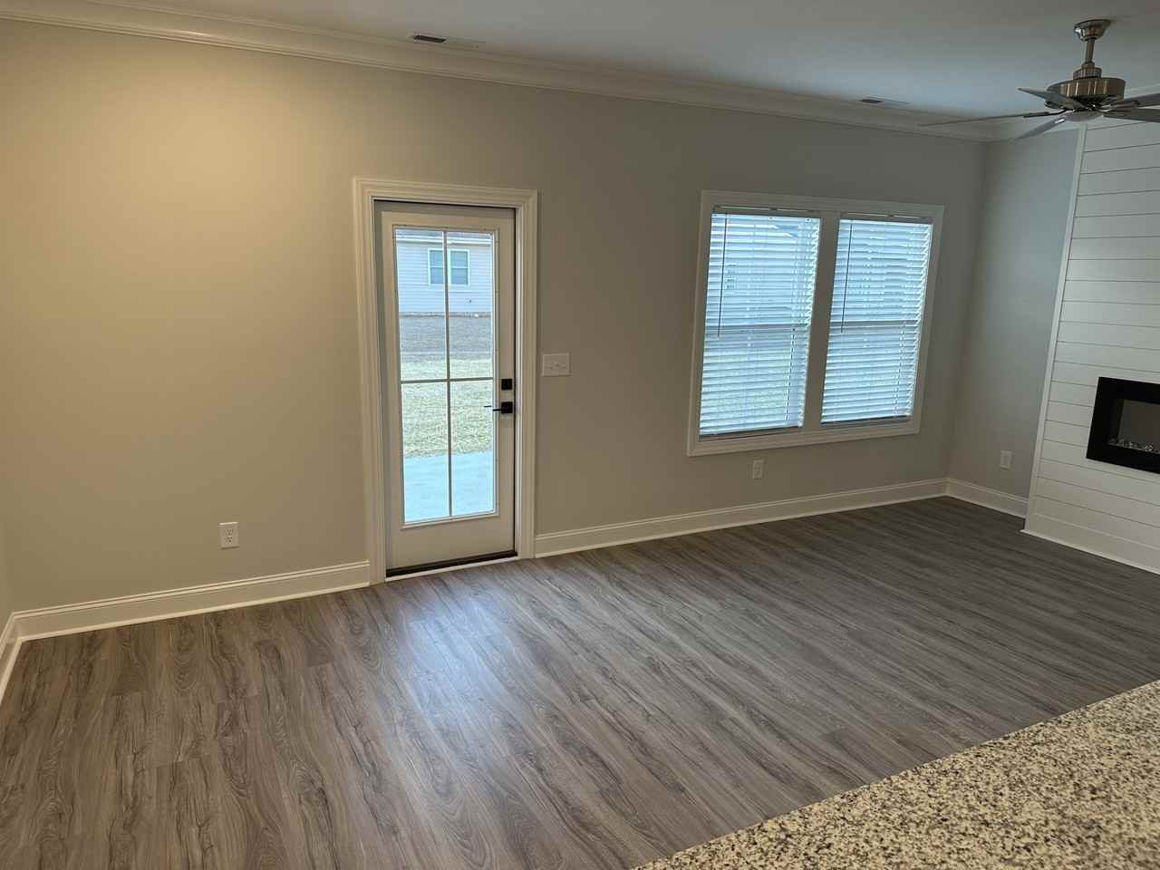 2128 N Kali Ln #B - Photo 2 of 13