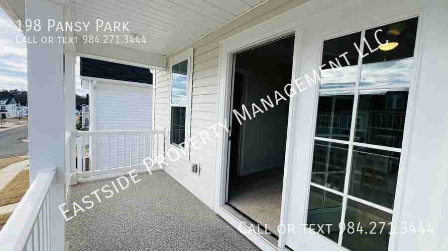 198 Pansy Park - Photo 2 of 28